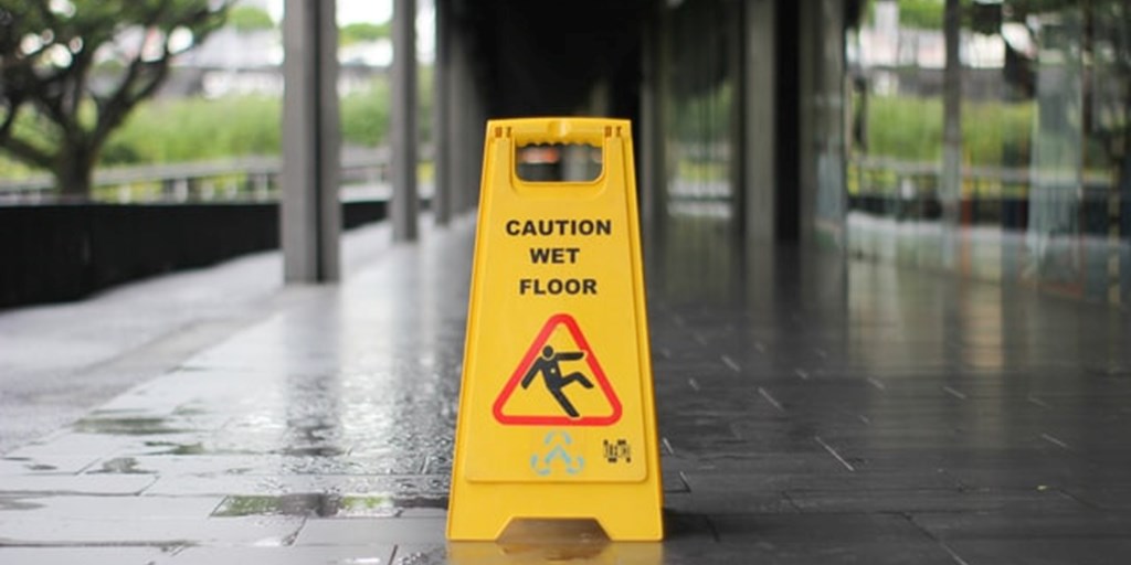 3 Important Questions to Ask When Looking for a Slip and Fall Attorney